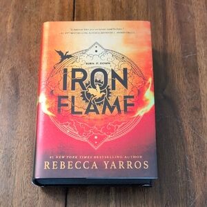 Iron Flame By Rebecca Yarros - Black Sprayed Edges